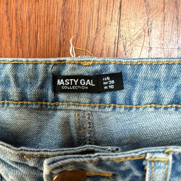 Nasty Gal Collection distressed jeans - Picture 2 of 4